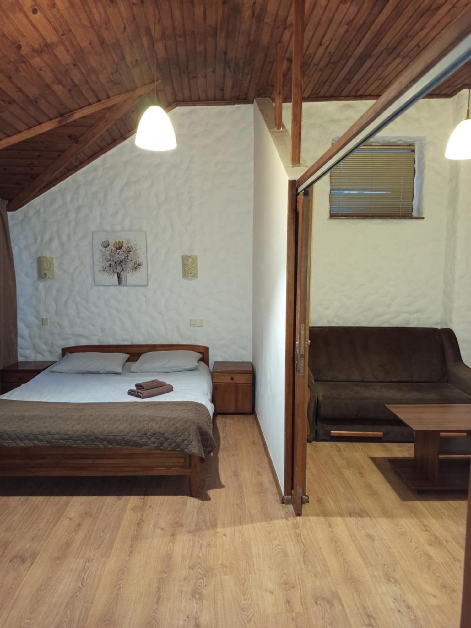 Complex Khutor Hotel Velyka Omelyana Bagian luar foto